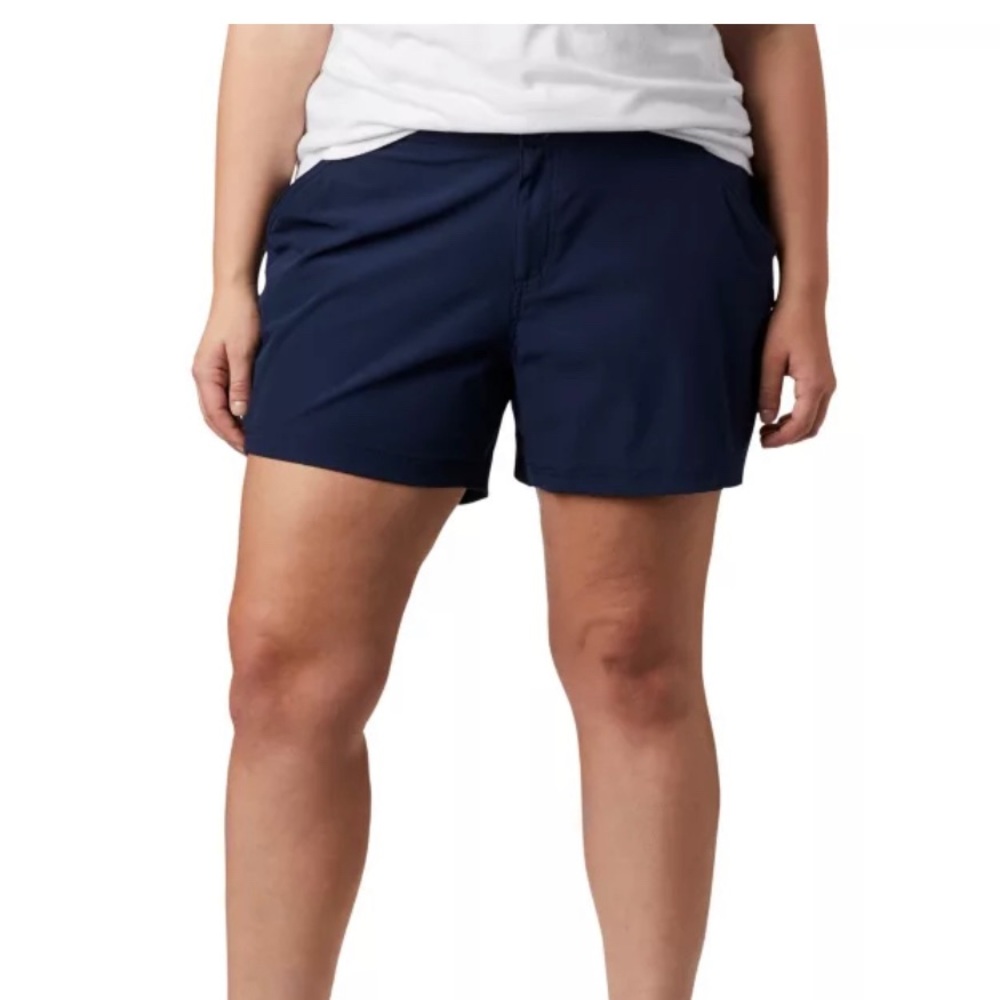 Columbia PFG Women's Coral Point™ III Navy Shorts
